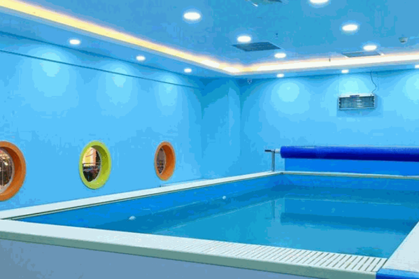 加加愛嬰兒游泳館