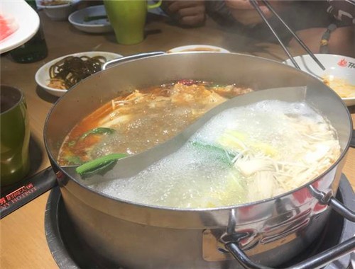 開(kāi)心撈火鍋