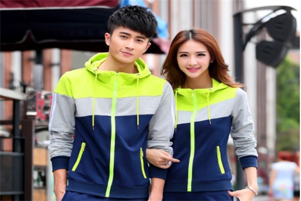 拓新運(yùn)動(dòng)服