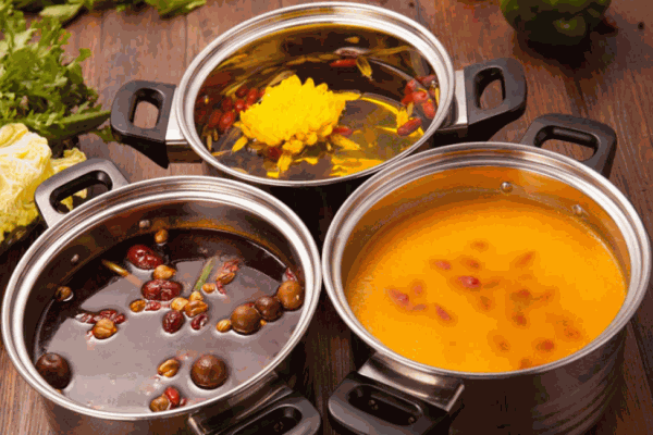 筷燙旋轉小火鍋