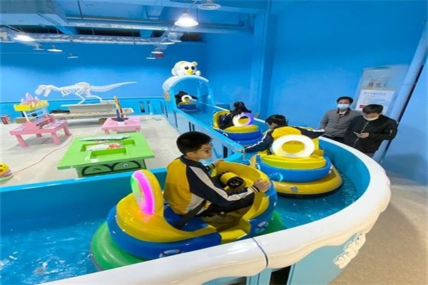 室內(nèi)兒童水上樂園