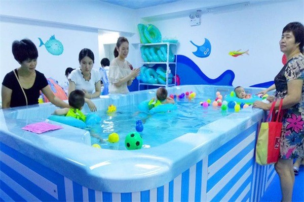 紅果果寶寶游泳館