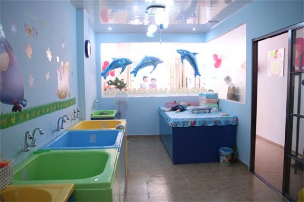 泳康嬰兒游泳館