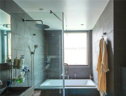 樂(lè)家衛(wèi)浴