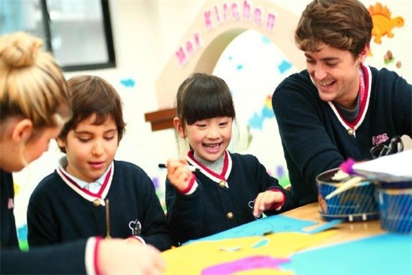 普凡達(dá)國(guó)際少兒英語(yǔ)