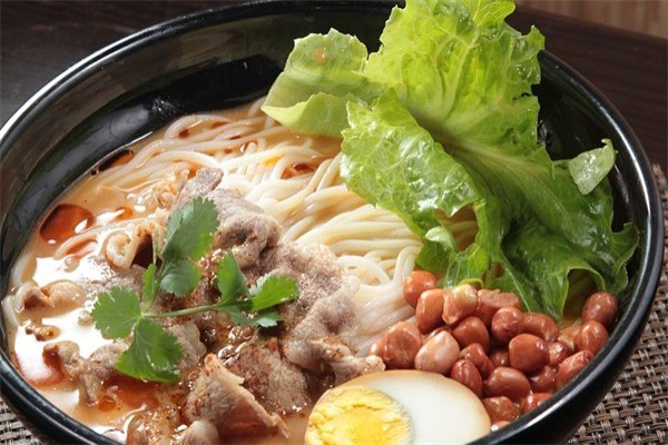 鐵板米飯砂鍋米線