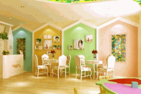 童話世界早教中心