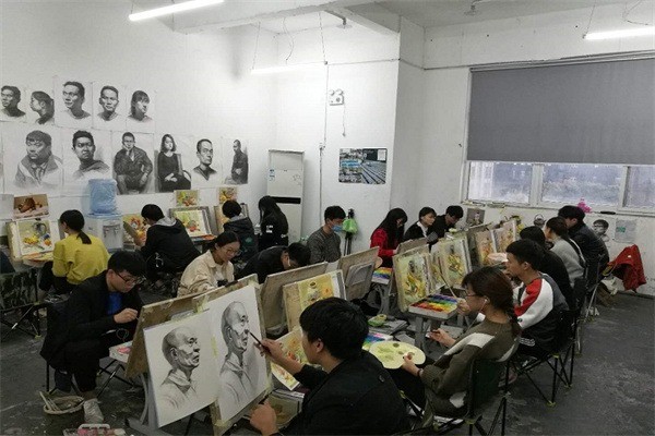 象形國際美術(shù)學(xué)校