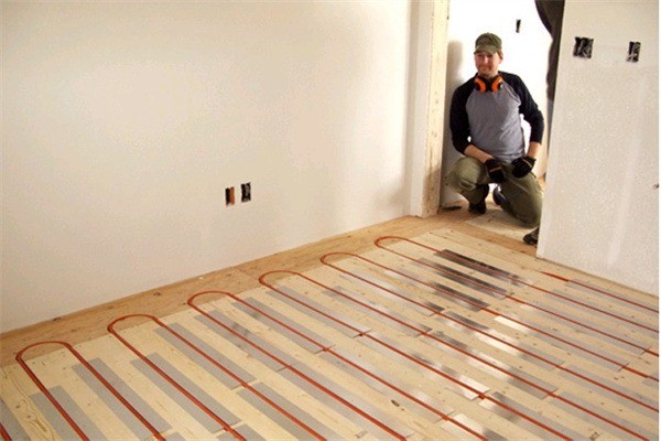 德國(guó)赫曼尼地暖