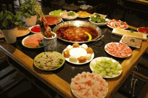 阿婆故事歡樂火鍋