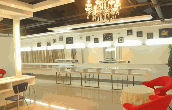 小燕子化妝培訓(xùn)