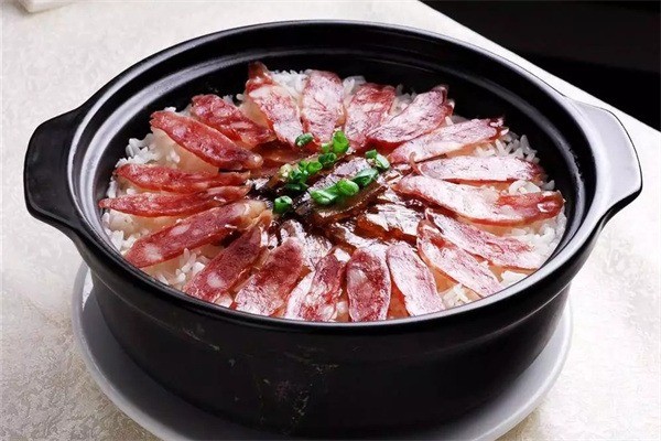 煲仔飯現(xiàn)炒快餐