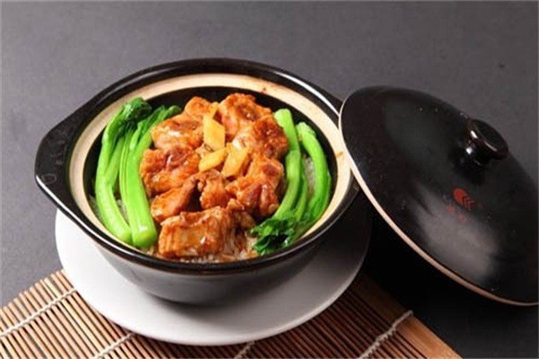 煲仔飯現(xiàn)炒快餐