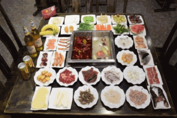 味出江湖自助火鍋