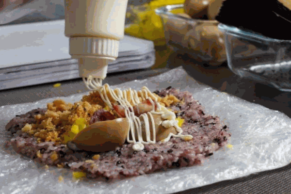 笑婆子飯團(tuán)