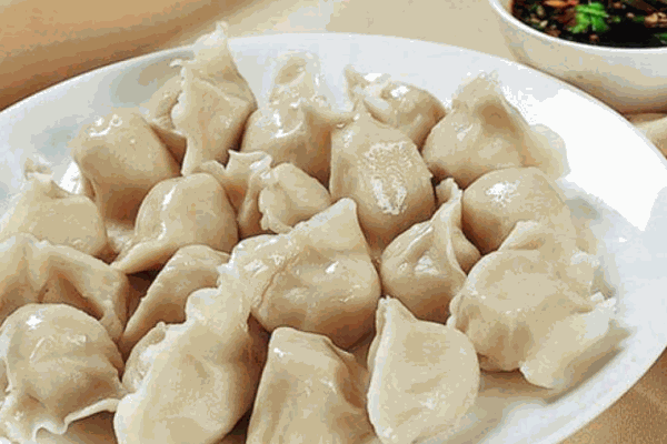 老鳳村東北餃子