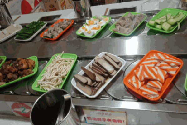 愛旋轉(zhuǎn)自助火鍋