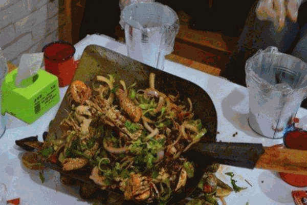 大鐵掀手抓海鮮