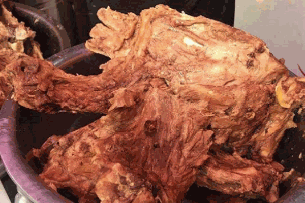 福旺周手撕大骨頭