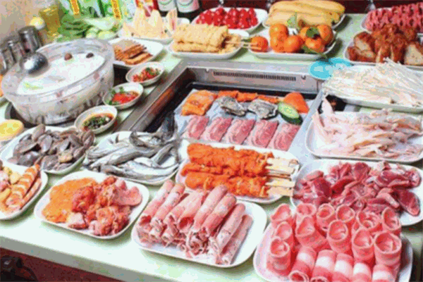 名揚(yáng)煮藝肥牛自助火鍋