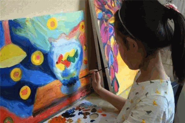 愛(ài)攀達(dá)視覺(jué)藝術(shù)畫(huà)館