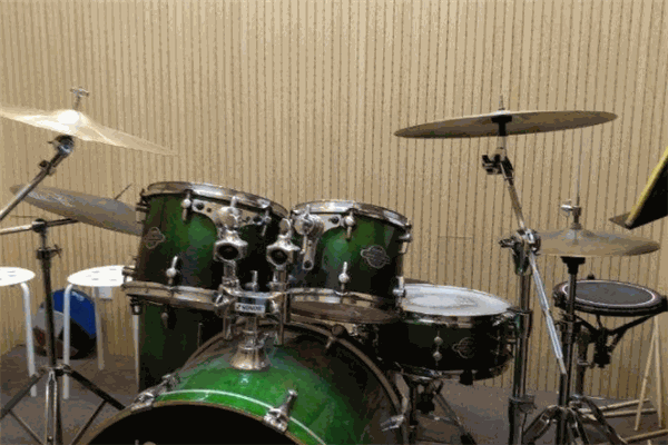 樂童樂人架子鼓