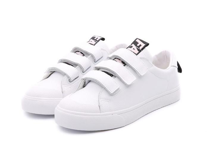 環(huán)球鞋業(yè)