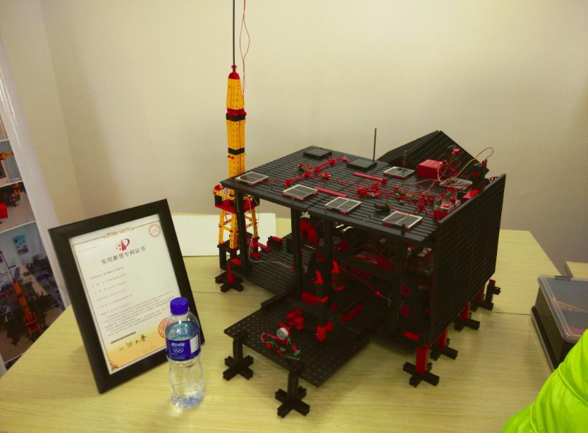 銳天機(jī)器人