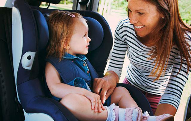 百代適兒童安全座椅母嬰用品