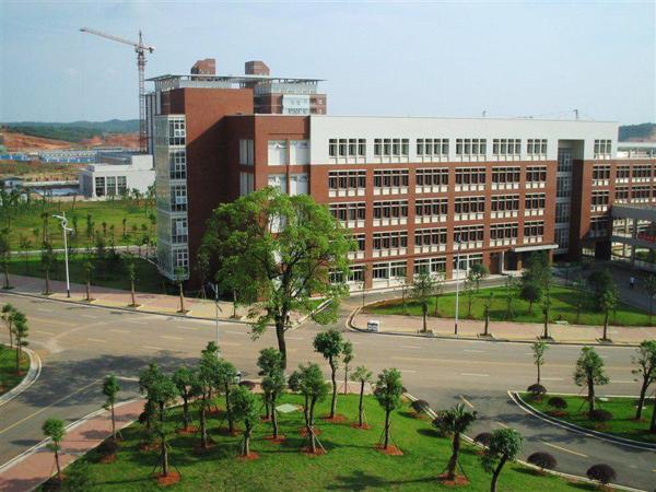 麓山設(shè)計教育