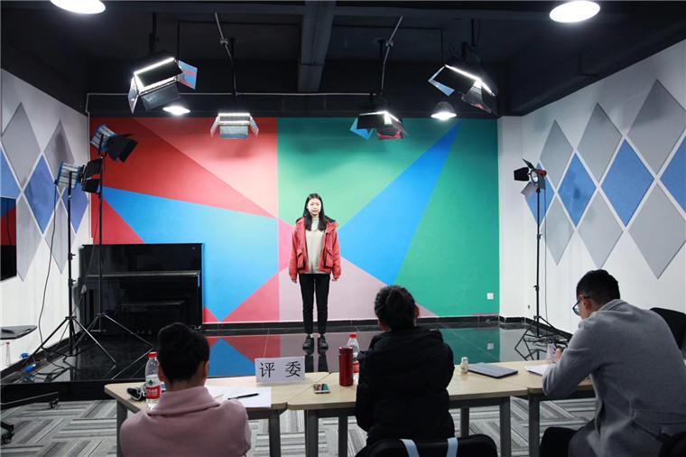 新銳藝術(shù)培訓(xùn)學(xué)校