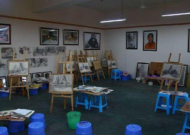 墨峰美術(shù)培訓(xùn)中心