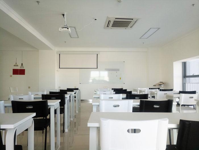 英聯(lián)國際英語