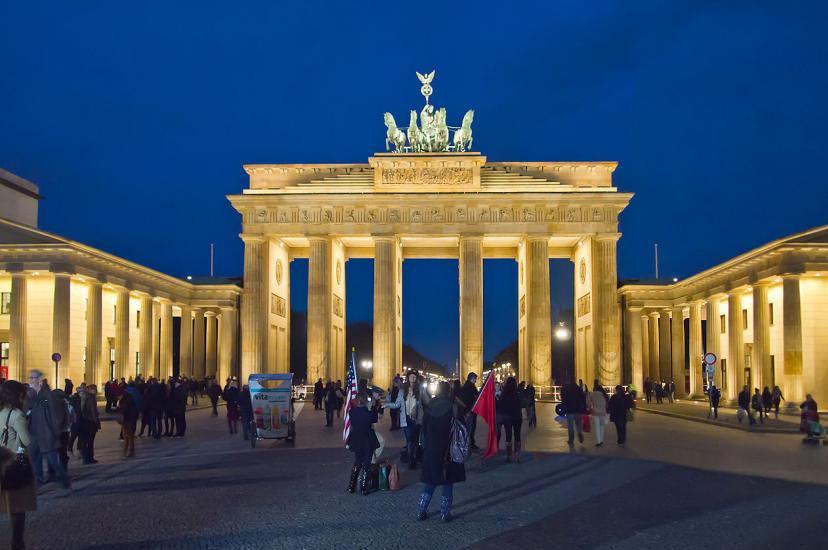 潔康一次性水晶餐具