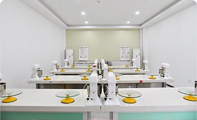 劉清蛋糕烘焙學(xué)校