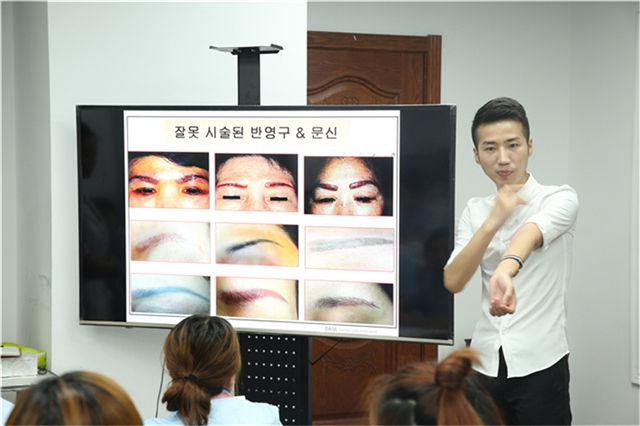 素顏之家專(zhuān)業(yè)祛斑祛痘