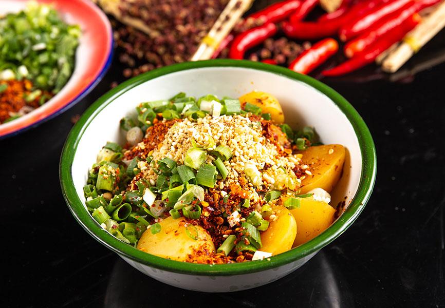 斗城老媽砂鍋串串香