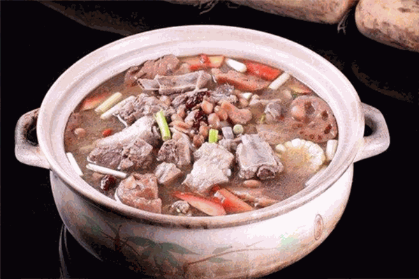 玩藕養(yǎng)生湯鍋