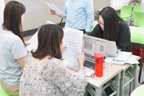 雅斯文藝培訓(xùn)