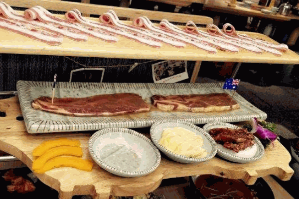 就犟牛排自助西餐廳