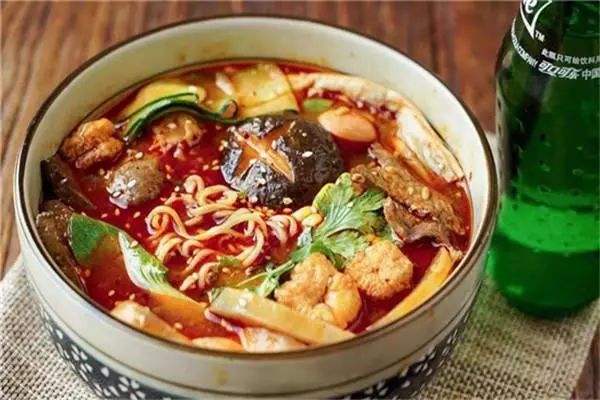 麻辣碗約麻辣燙