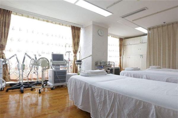 依瀾雅姿美容院