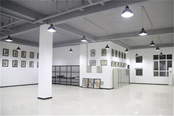 璨樂繪創(chuàng)意少兒美術(shù)中心