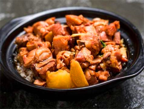 煨知緣黃燜雞米飯