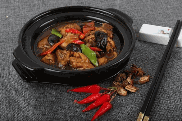 張浦黃燜雞米飯