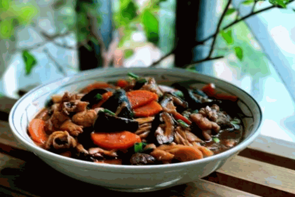 源豐德黃燜雞米飯