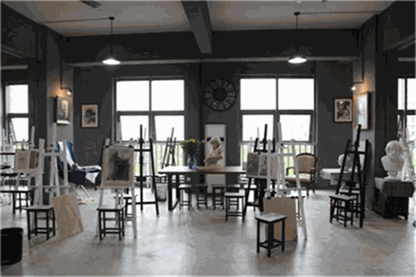 麥田童畫少兒美術