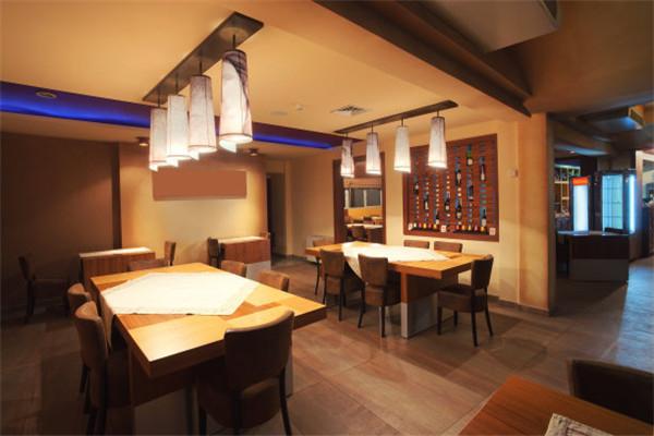 新區(qū)黃燜雞米飯