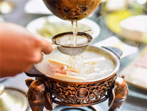 佬司雞深海魚椰子雞