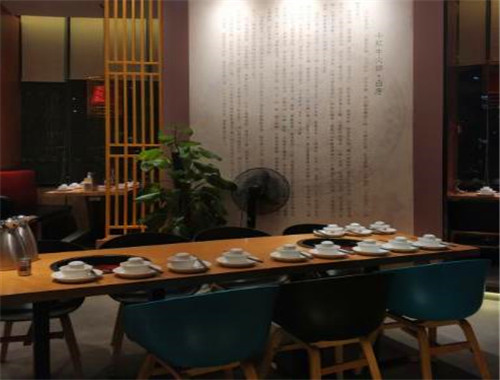 小紅牛香辣蝦火鍋